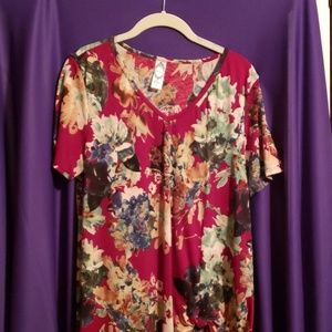 Boutique hi, love short sleeve top